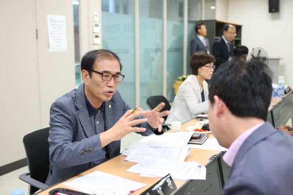 제190회 서울특별시 마포구의회 제1차 정례회 행정건설위원회 - 5