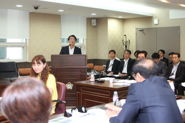 제190회 서울특별시 마포구의회 제1차 정례회 행정건설위원회 - 4