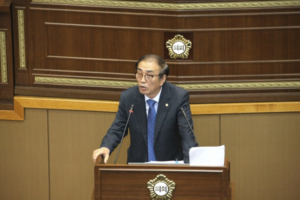 제215회 서울특별시 마포구의회 임시회 제2차 본회의 - 16