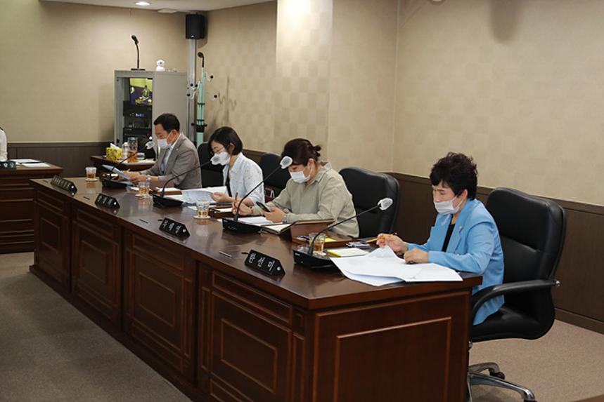 제256회 서울특별시 마포구의회 임시회 제1차 복지도시위원회 - 12