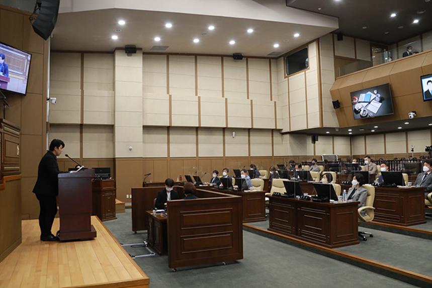 제258회 서울특별시 마포구의회 제1차정례회 제1차 본회의 - 7