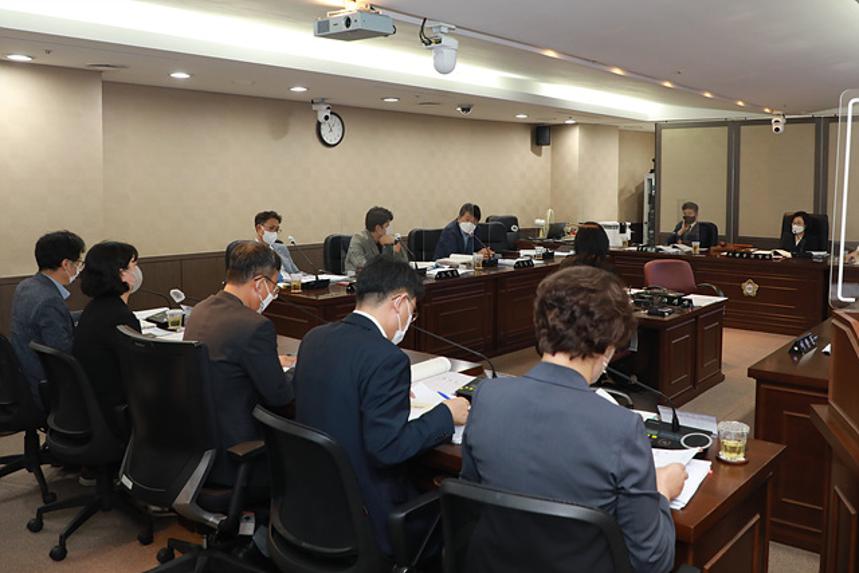 제258회 서울특별시 마포구의회 제1차정례회 제1~4차 행정건설위원회 및 행정사무감사 - 5