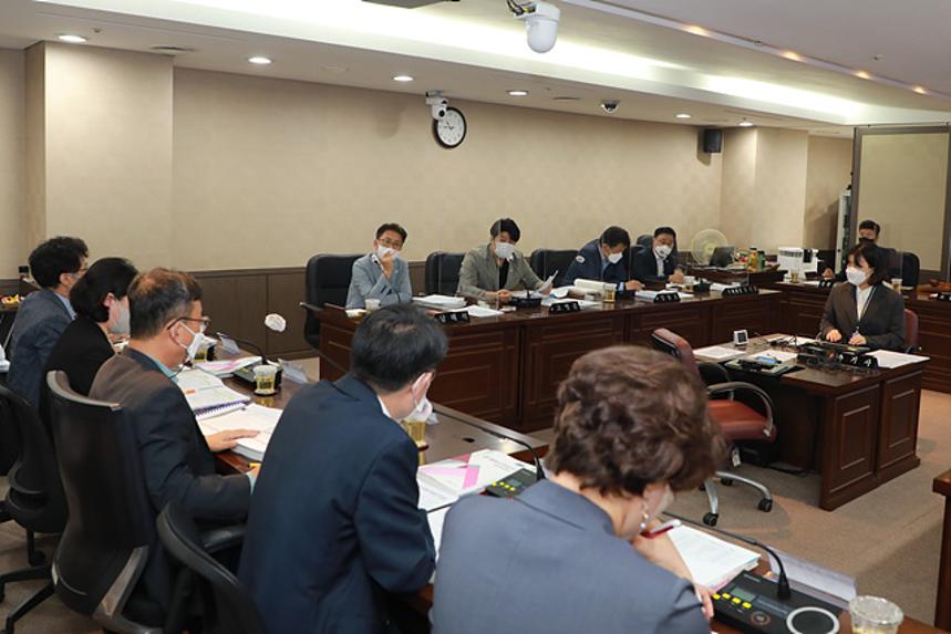 제258회 서울특별시 마포구의회 제1차정례회 제1~4차 행정건설위원회 및 행정사무감사 - 7