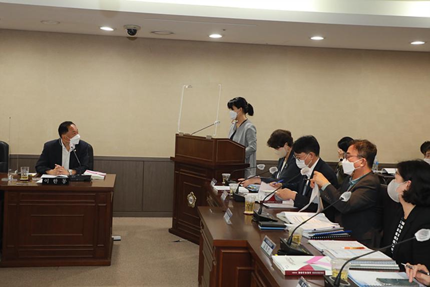 제258회 서울특별시 마포구의회 제1차정례회 제1~4차 행정건설위원회 및 행정사무감사 - 6