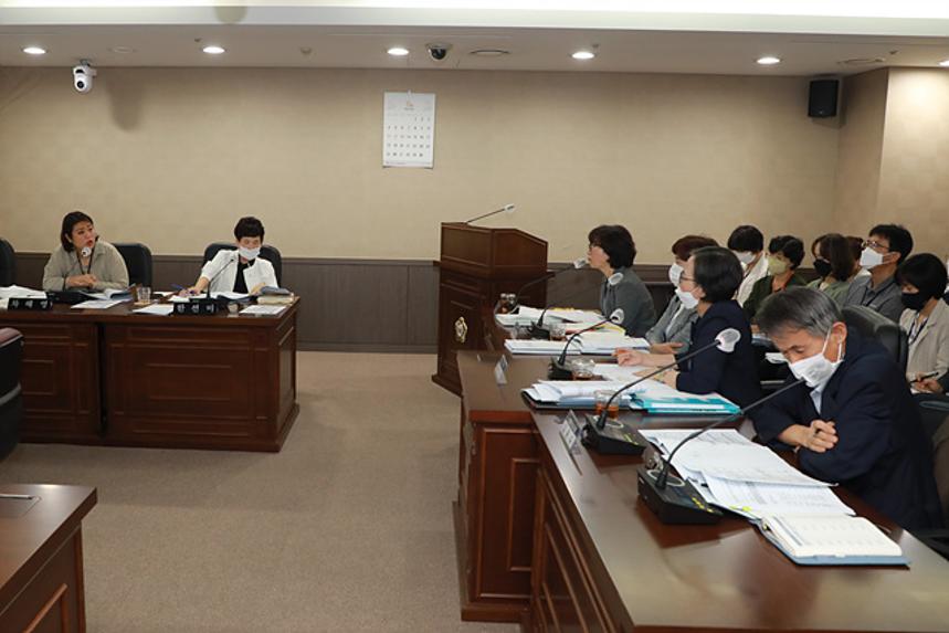 제258회 서울특별시 마포구의회 제1차정례회 제1~4차 복지도시위원회 및 행정사무감사 - 8