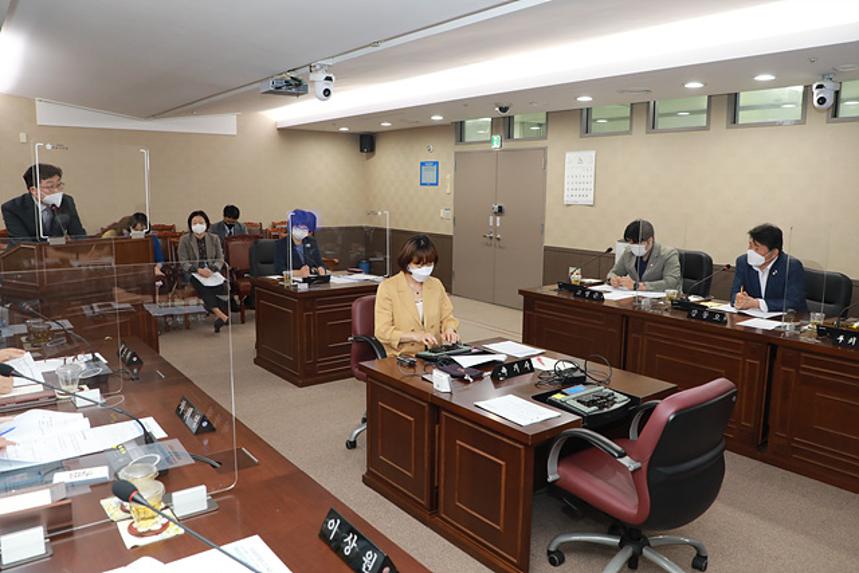 제258회 서울특별시 마포구의회 제1차정례회 제1차 의회운영위원회 및 행정사무감사 - 5