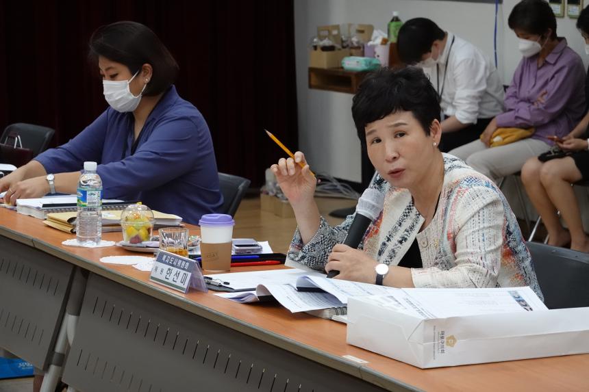 제258회 서울특별시 마포구의회 제1차정례회 복지도시위원회 망원2동 행정사무감사 - 2