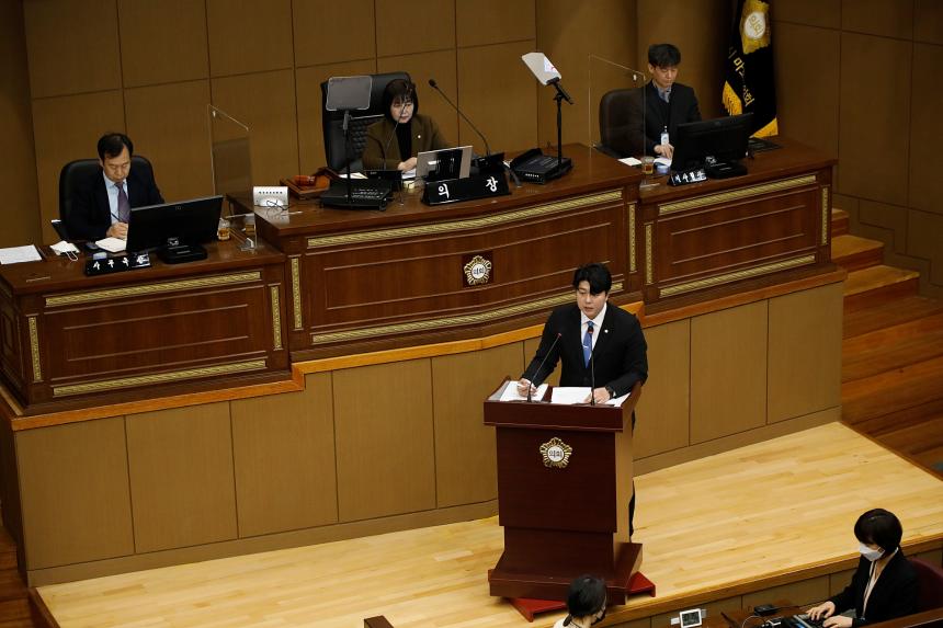 제2차 본회의제260회 마포구의회 임시회  - 5