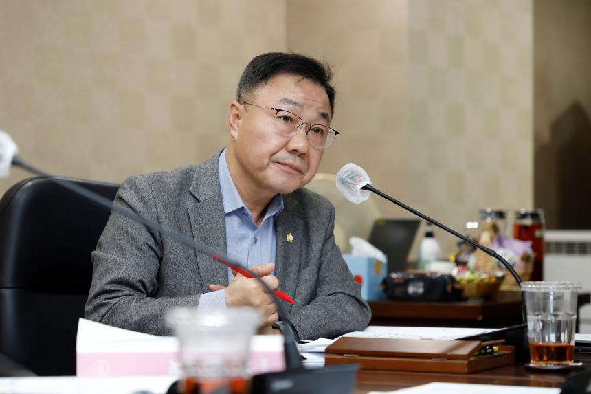 행정건설위원회 - 제260회 마포구의회 임시회 의사일정 - 1