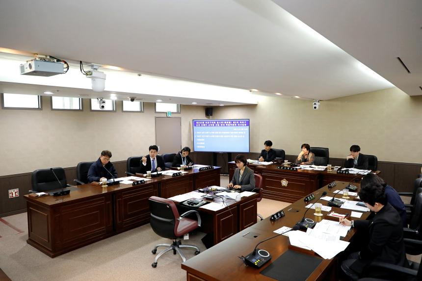 제260회 마포구의회 임시회&lpar;폐회중&rpar; 제2차 마포구 신규 쓰레기 소각장 건립 반대 특별위원회 - 1