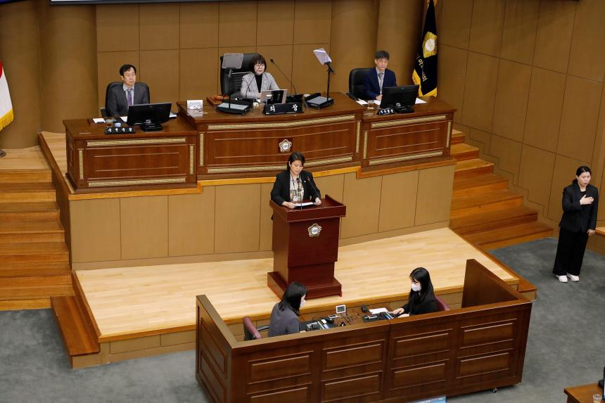 제2차 본회의 - 제261회 마포구의회 임시회 - 2