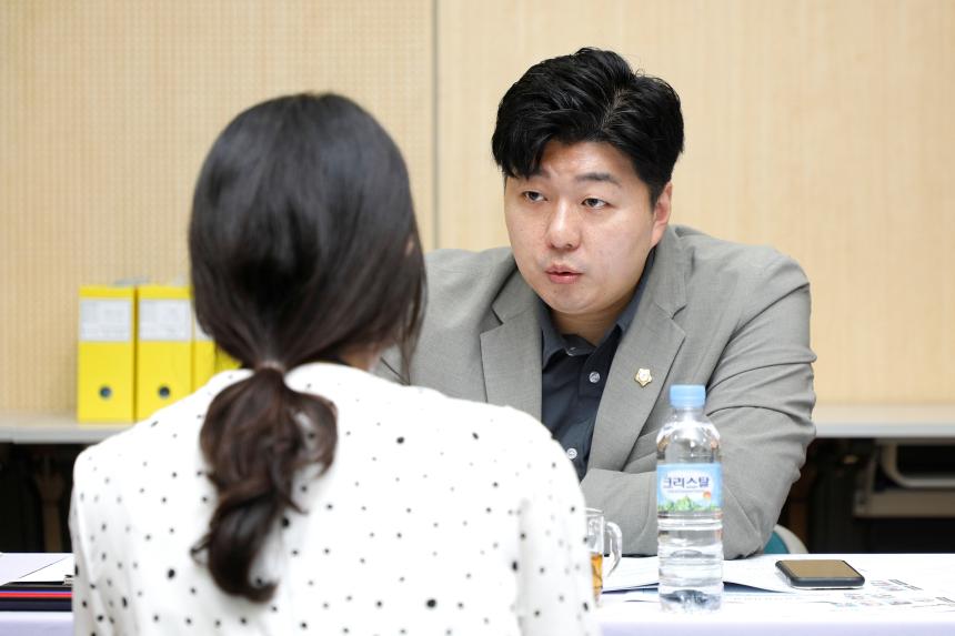 행정건설위원회 -신수동 주민센터 2023년도 행정사무감사 - 2