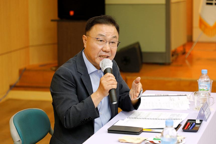 행정건설위원회 -신수동 주민센터 2023년도 행정사무감사 - 4