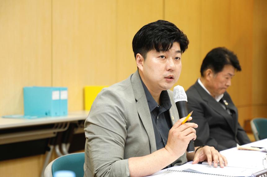 행정건설위원회 -신수동 주민센터 2023년도 행정사무감사 - 5