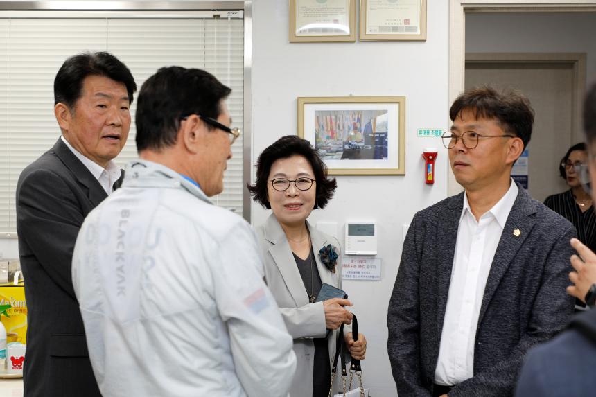 행정건설위원회 -신수동 주민센터 2023년도 행정사무감사 - 9