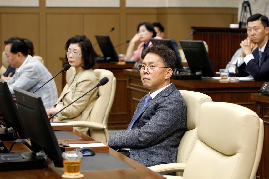 제2차 본회의 &lpar;1&rpar; - 제262회 제1차 정례회