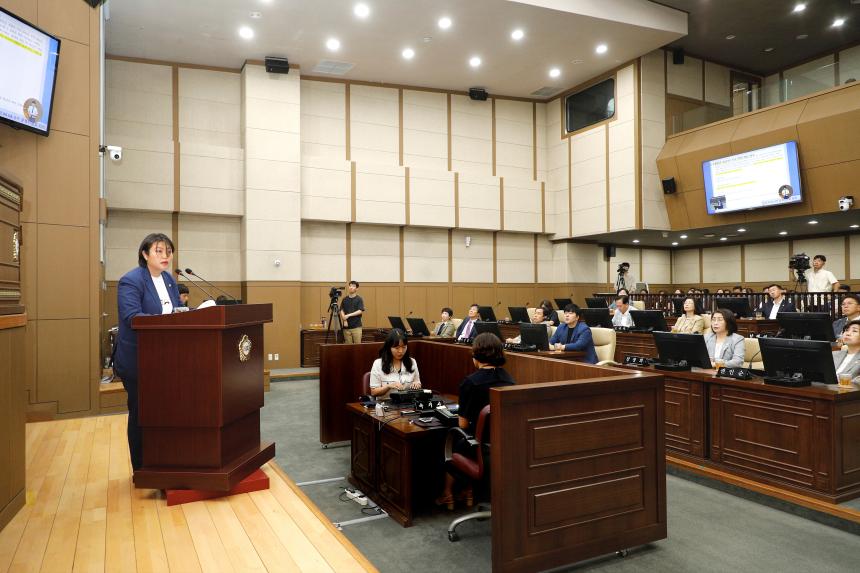 제2차 본회의 &lpar;1&rpar; - 제262회 제1차 정례회 - 1