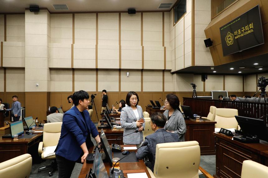 제2차 본회의 &lpar;3&rpar; - 제262회 제1차 정례회 - 1