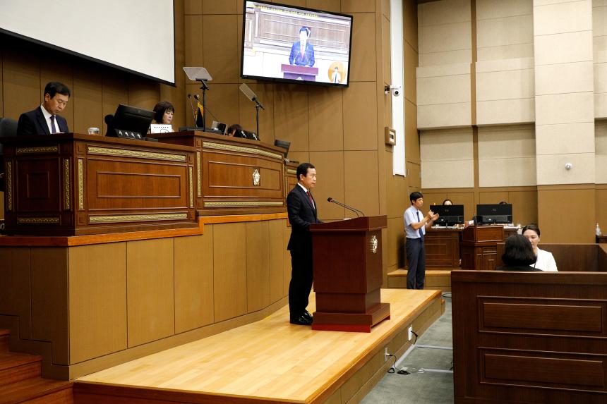 제3차 본회의 - 제262회 제1차 정례회 - 1