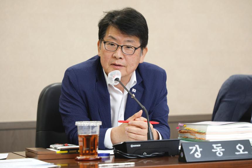 제262회 마포구의회 제1차 정례회 행정건설위원회 회의 모습