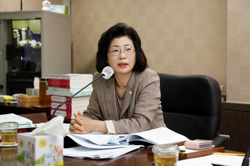 제262회 마포구의회 제1차 정례회 복지도시위원회 회의 모습 - 1