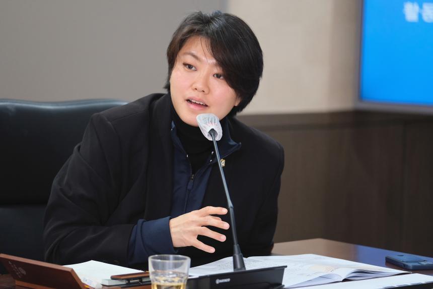 제265회 제2차 정례회&lpar;폐회중&rpar; 제4차 마포구 신규 쓰레기소각장 건립 반대 특별위원회 회의 - 2