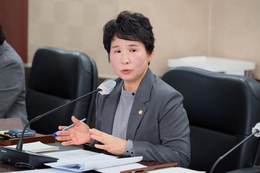 제265회 제2차 정례회&lpar;폐회중&rpar; 제4차 마포구 신규 쓰레기소각장 건립 반대 특별위원회 회의 - 1