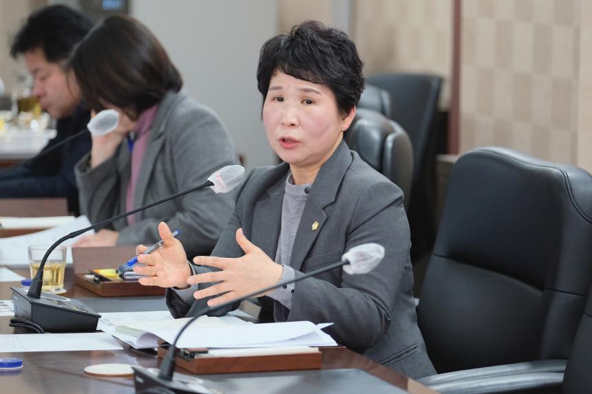 제265회 제2차 정례회&lpar;폐회중&rpar; 제4차 마포구 신규 쓰레기소각장 건립 반대 특별위원회 회의 - 4