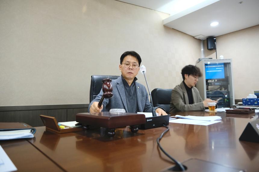 제265회 제2차 정례회 폐회중 제4차 의회운영위원회 - 1