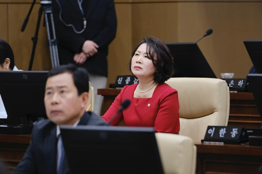 제266회 마포구의회 임시회 제2차 본회의 - 5