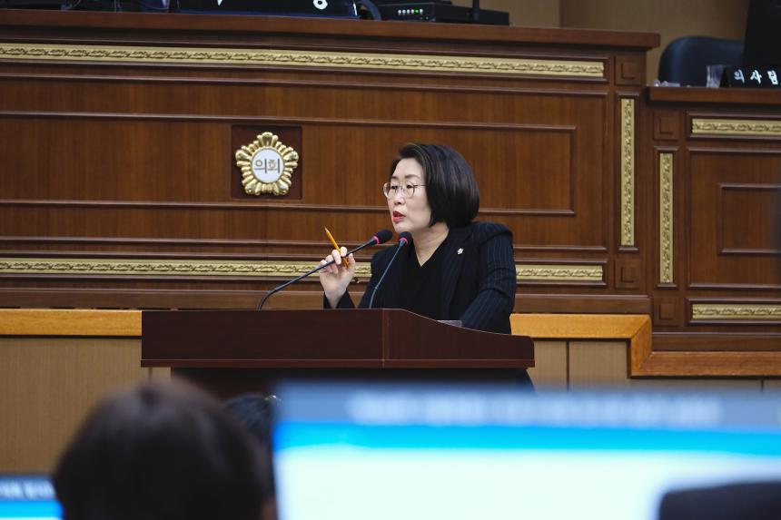 제266회 마포구의회 임시회 제2차 본회의 - 7