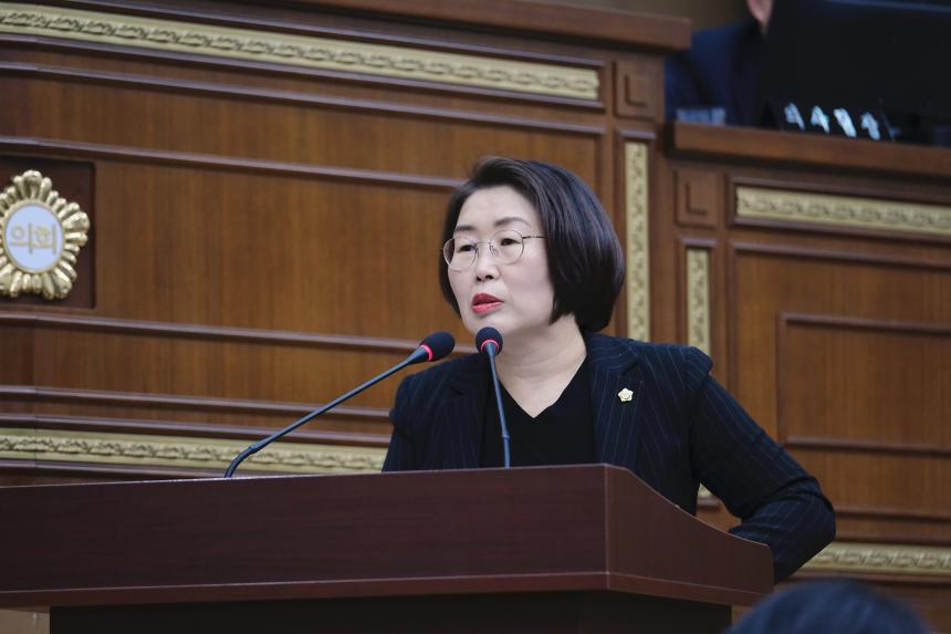 제266회 마포구의회 임시회 제2차 본회의 - 8