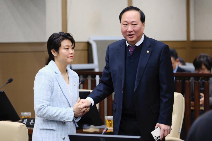 제266회 마포구의회 임시회 제2차 본회의