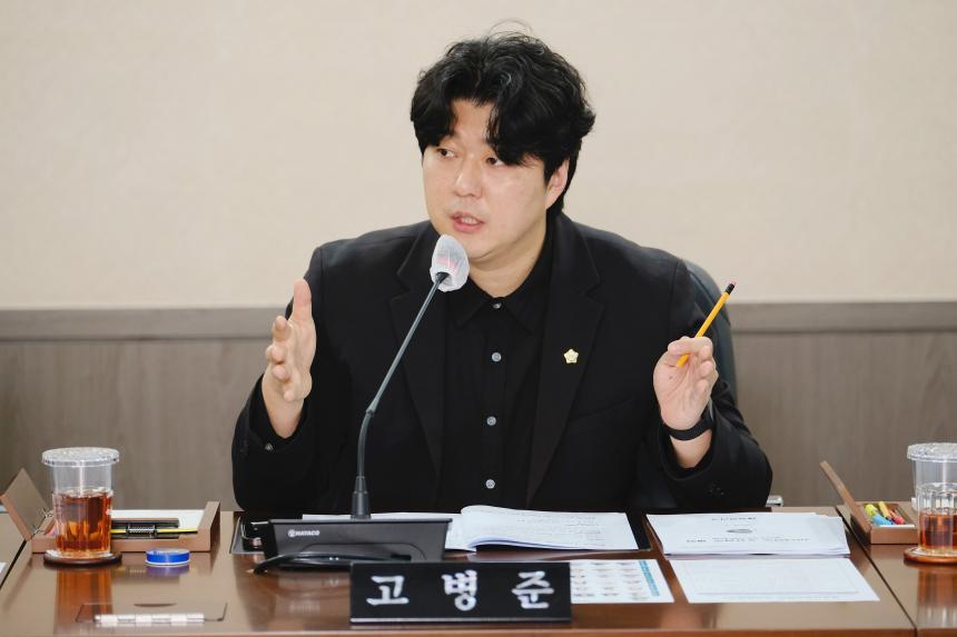 제266회 마포구의회 임시회 행정건설위원회 회의