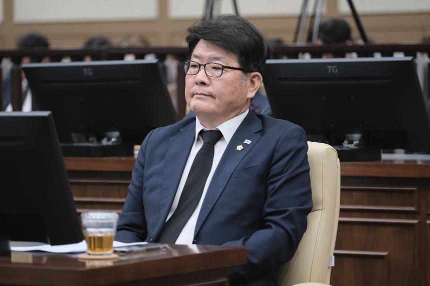 제2차 본회의 - 제268회 제1차 정례회 - 1