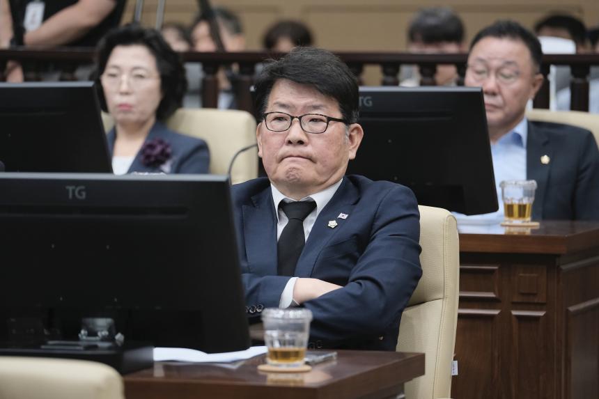 제2차 본회의 - 제268회 제1차 정례회 - 1