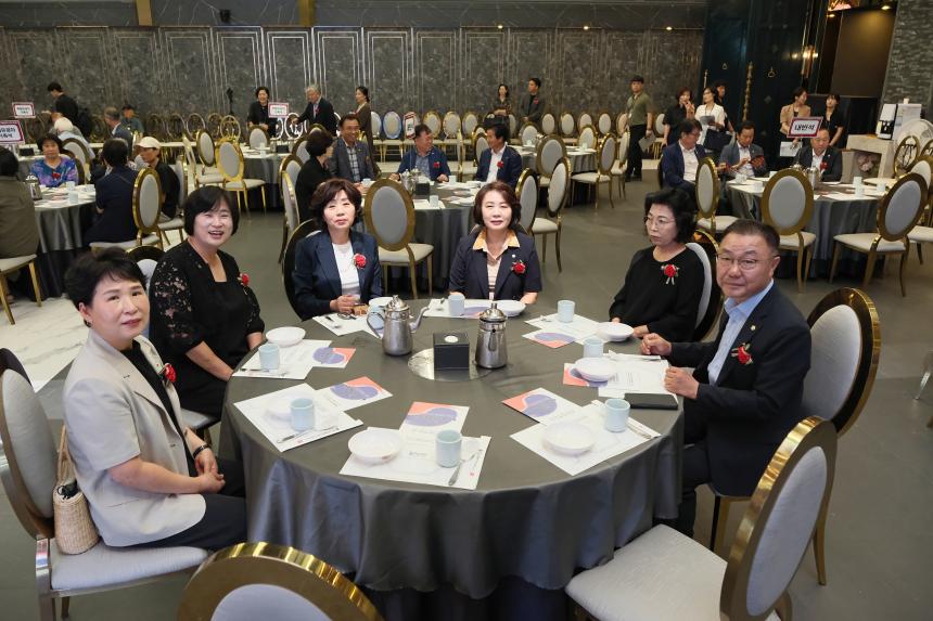 광복 79주년 기념 마포 독립유공자 가족 위문행사 - 2