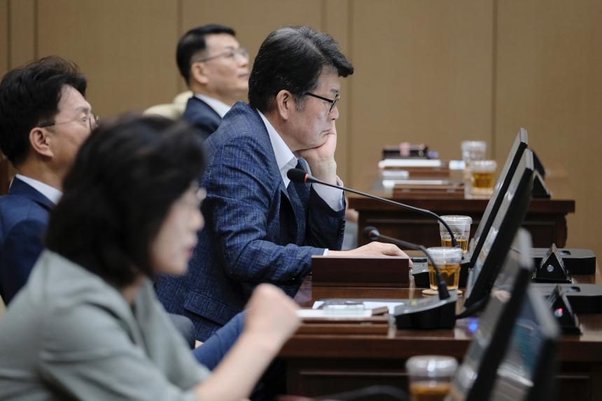 제1차 본회의 - 제270회 임시회 - 2