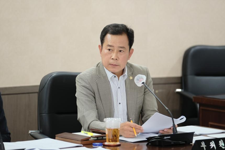 행정건설위원회 제1차~3차 - 제270회 마포구의회 임시회 - 2