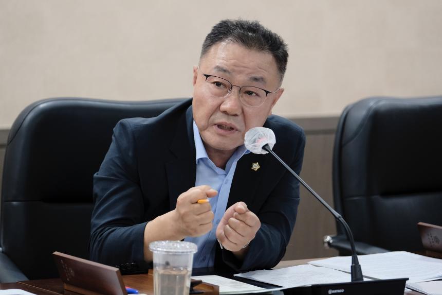 행정건설위원회 제1차~3차 - 제270회 마포구의회 임시회 - 3