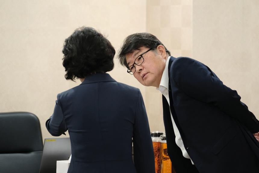 행정건설위원회 제1차~3차 - 제270회 마포구의회 임시회 - 6