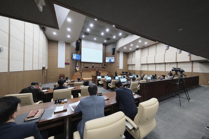 1차 본회의 - 제271회 임시회 - 5