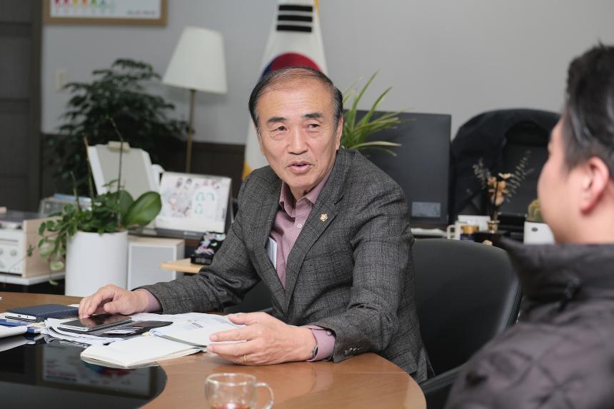 한국금융신문 인터뷰 - 4