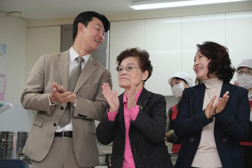 효도밥상급식소 개소식-합정경로당 - 4