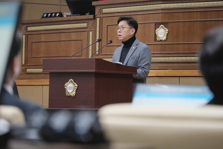 제1차 본회의 - 제272회 제2차 정례회 - 4