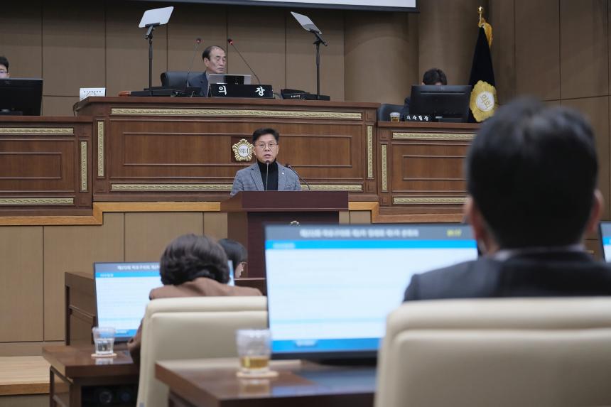 제1차 본회의 - 제272회 제2차 정례회 - 7