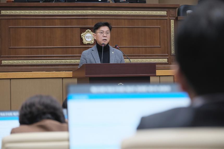 제1차 본회의 - 제272회 제2차 정례회 - 8