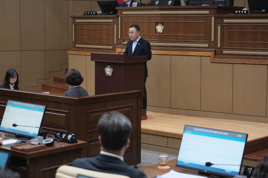 제1차 본회의 - 제272회 제2차 정례회 - 3