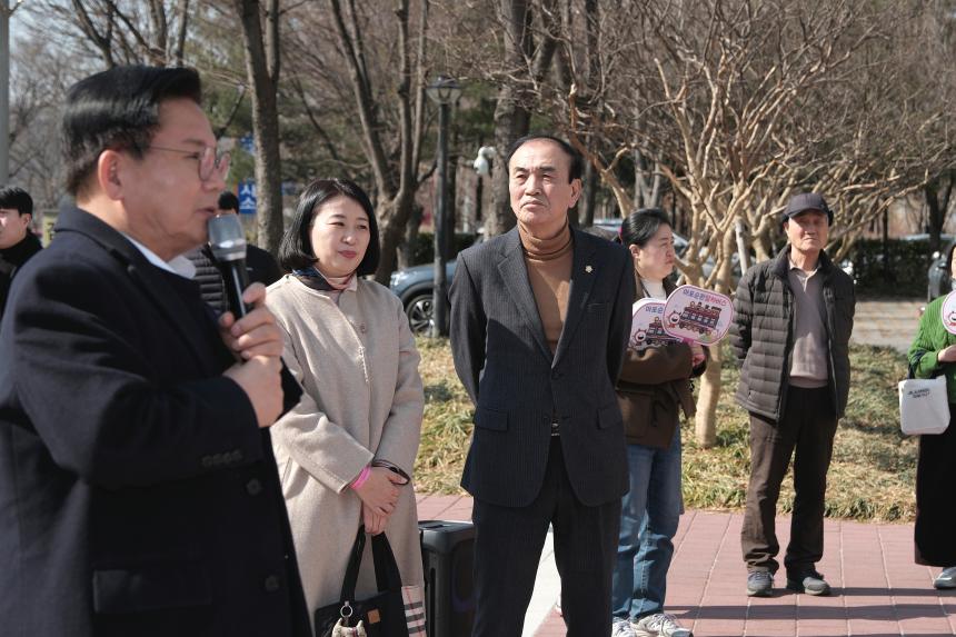 마포순환열차버스 동별 홍보단 시범운영 실시-성산2동 - 8