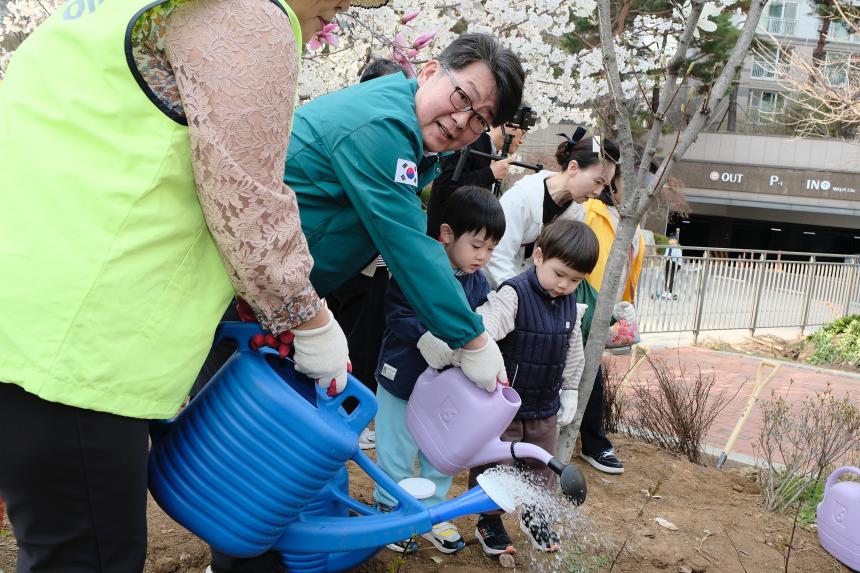 제80회 식목일 기념 나무심기 행사 - 14